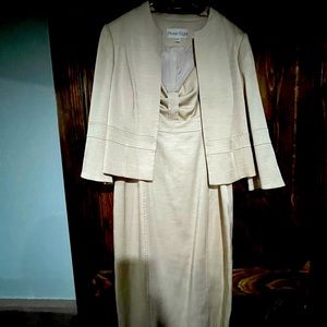 Size 8us 12 uk cocktail formal dress with jacket.